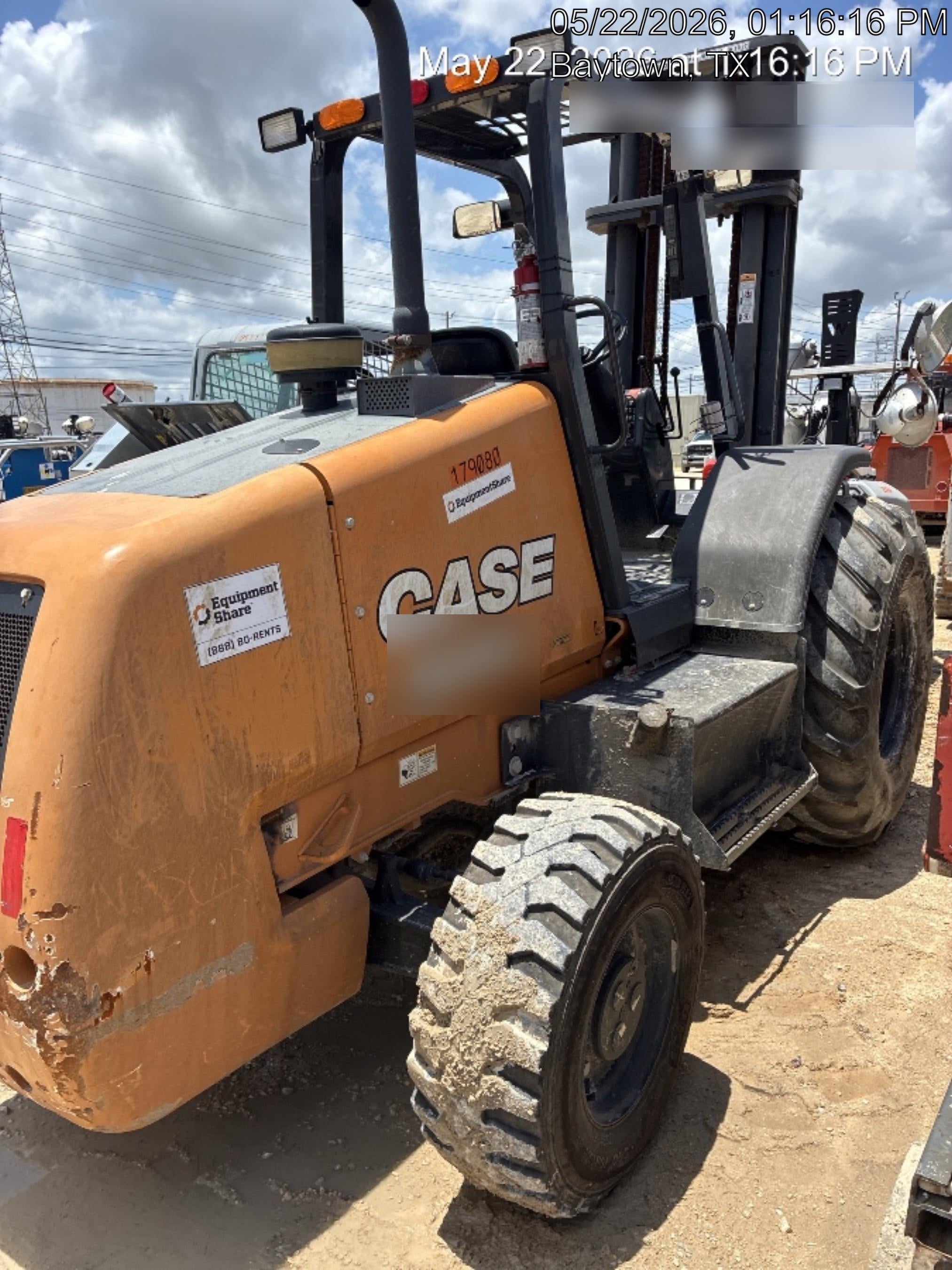 2021 CASE 588H