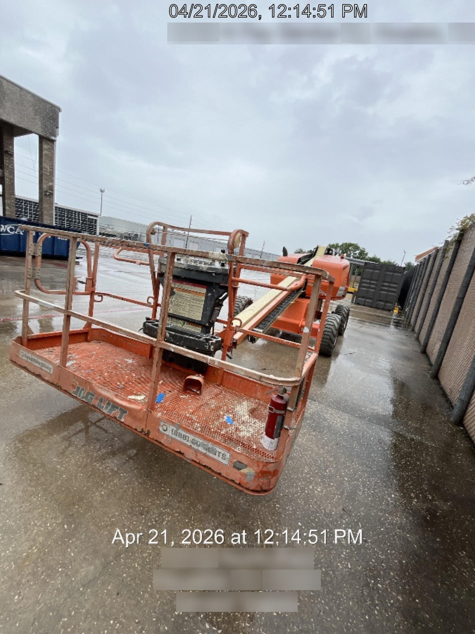 2021 JLG 400S