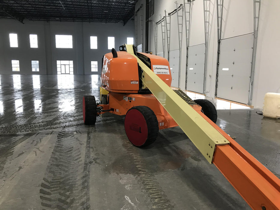 2019 JLG 400S