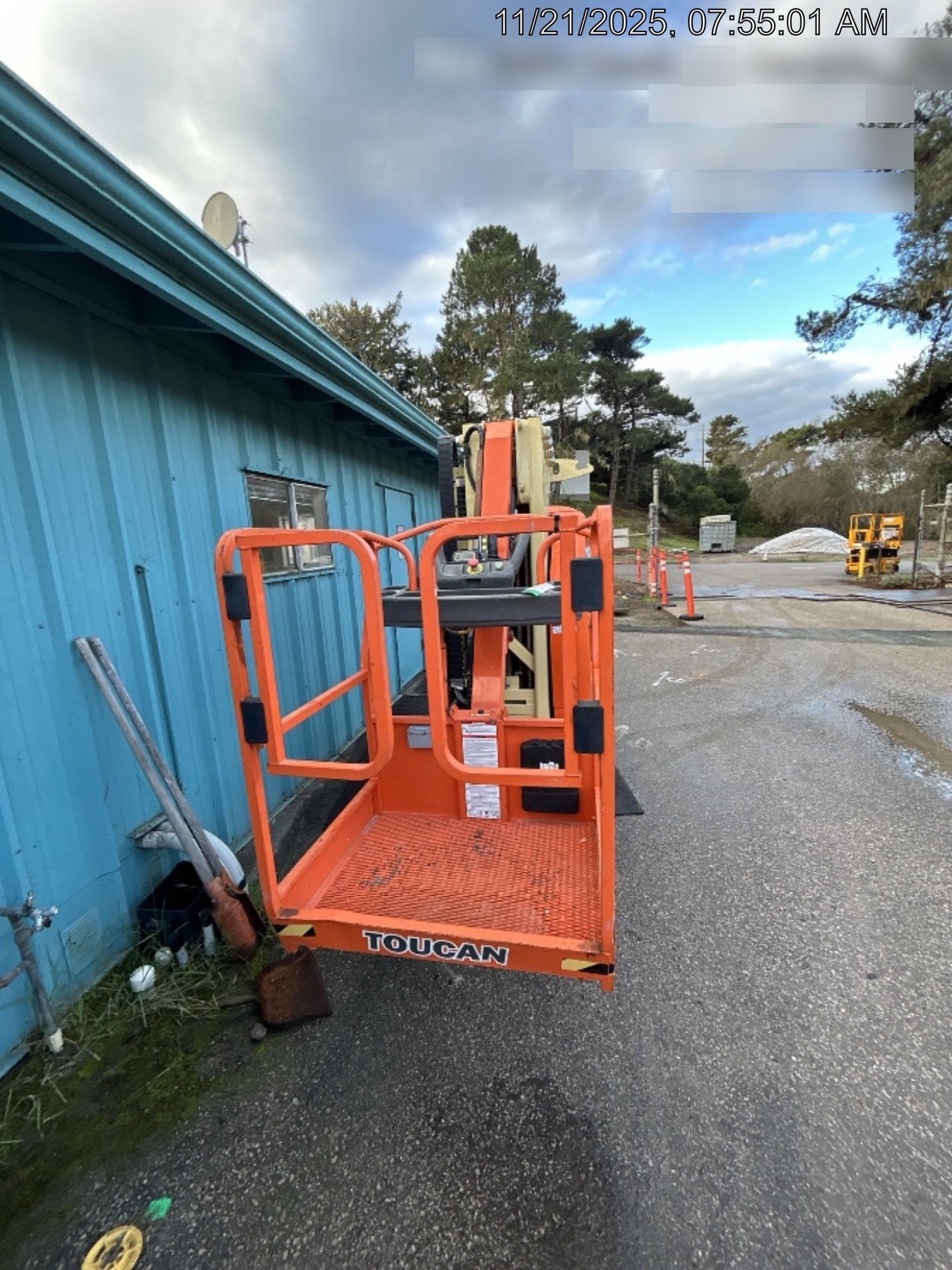 2021 JLG 26E