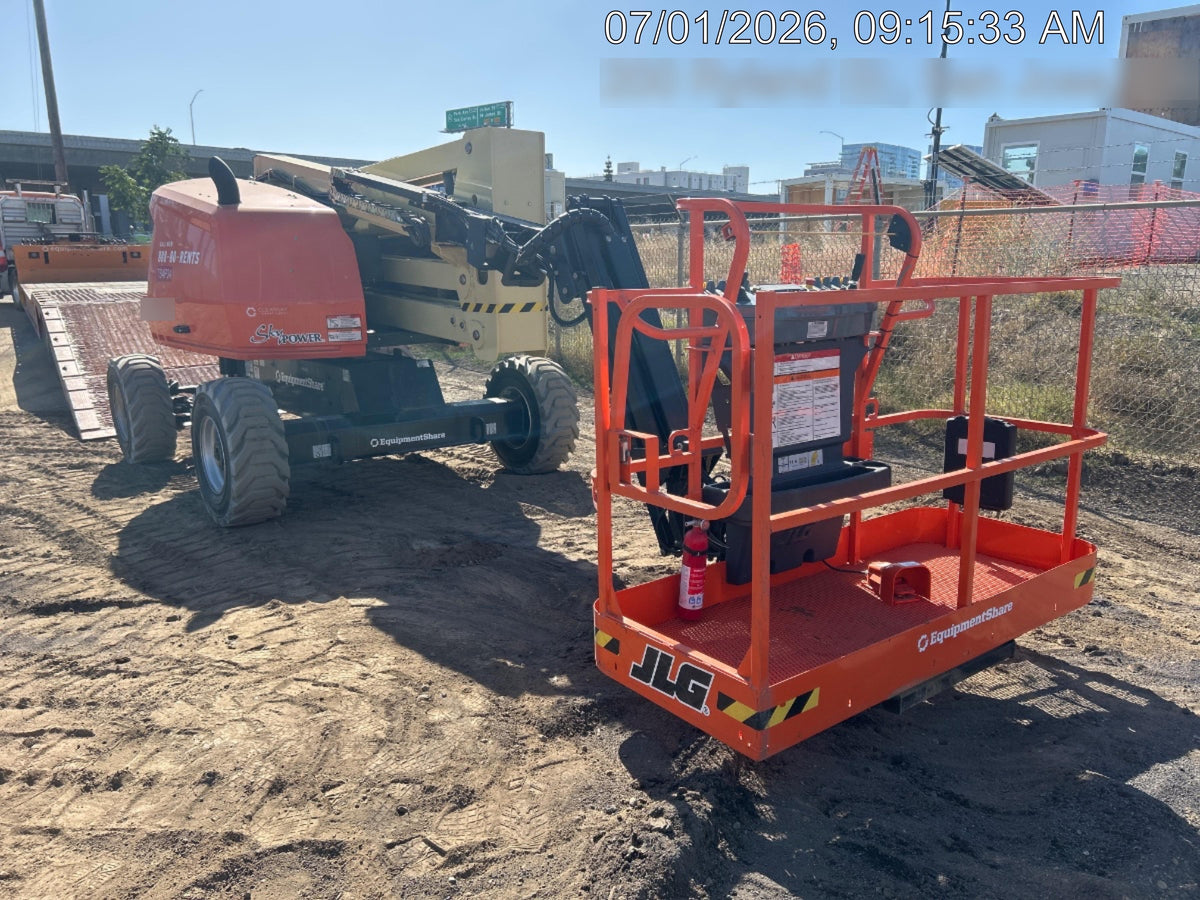 2025 JLG 450AJ