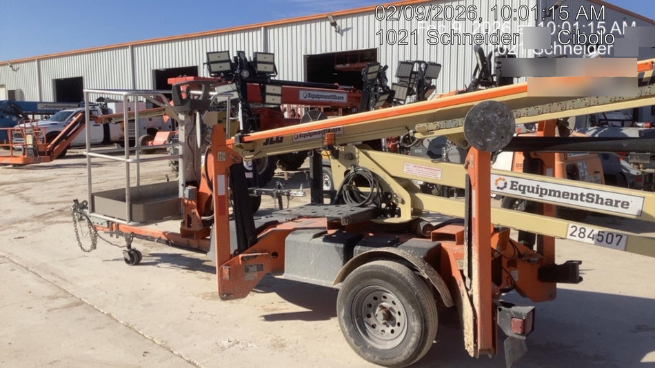 2022 JLG T350