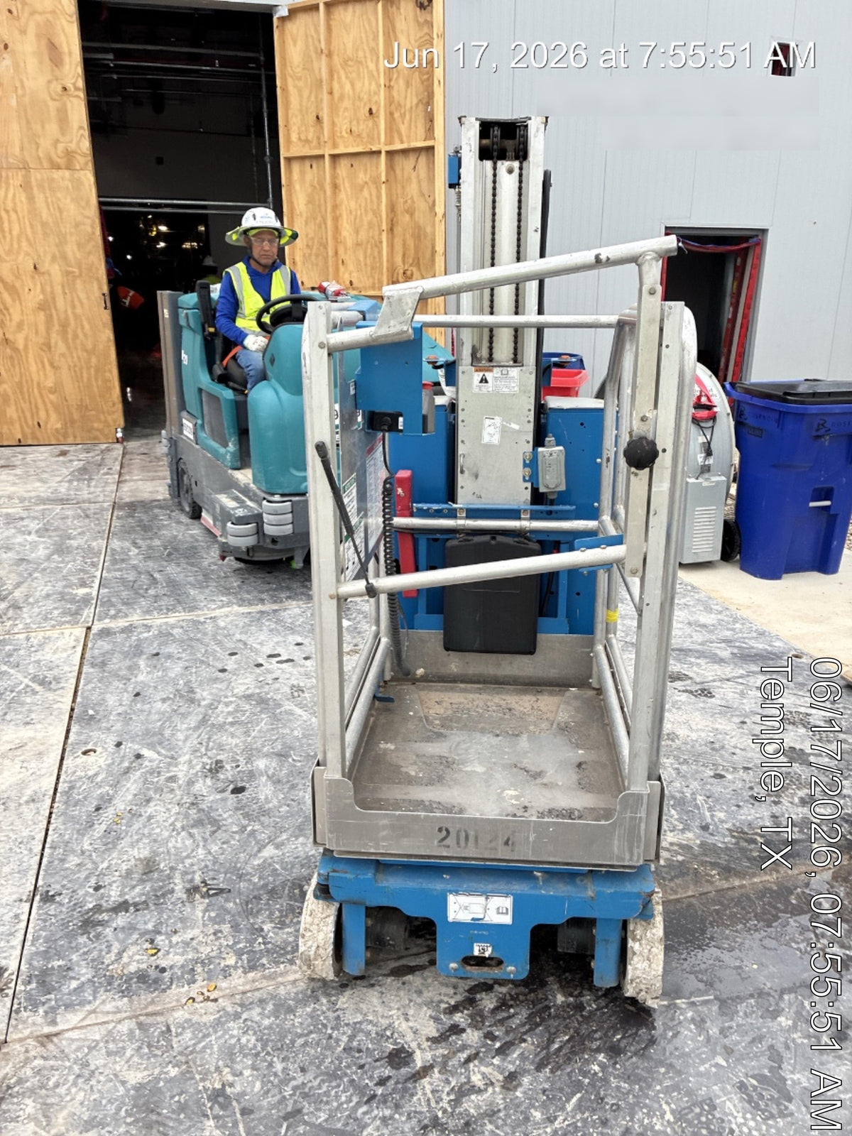 2018 GENIE GR-20