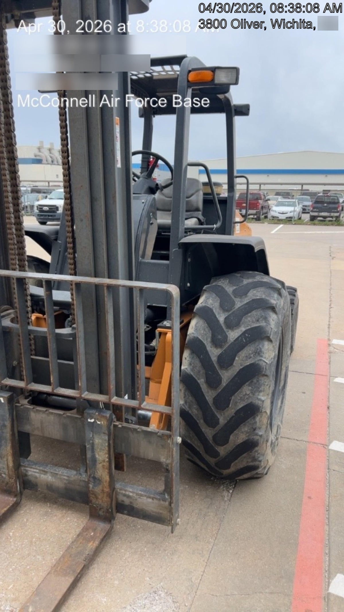 2021 CASE 588H