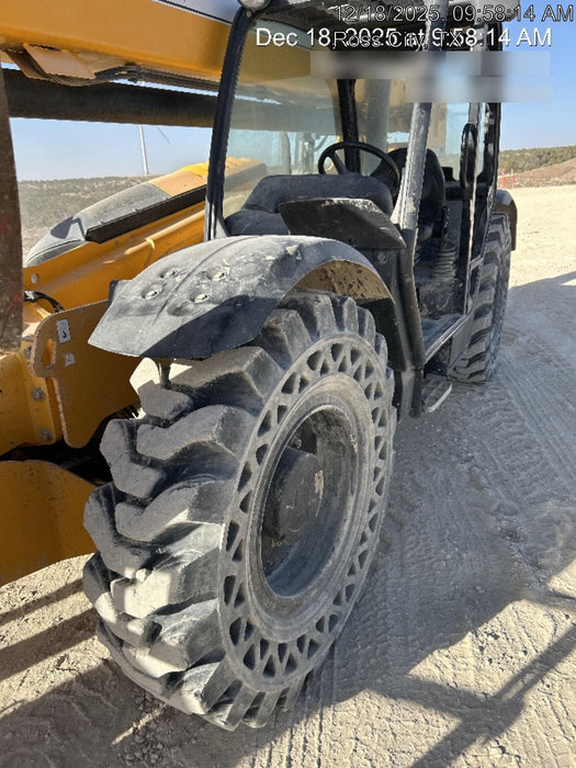 2020 JCB 512-56 Canopy, 74Hp, Solid Tires, Work Lights, Beacon, Aux Hydraulics, Back up Alarm, Lifting Eye, ES Decals