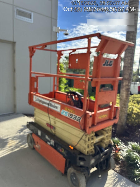2021 JLG ES1932