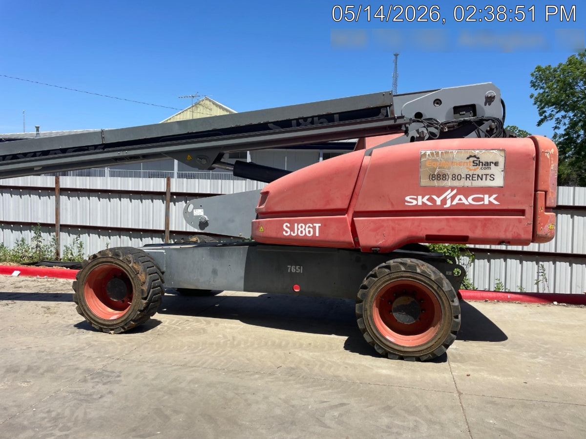 2018 Skyjack SJ86T Skyjack SJ86T w/Diesel Engine, Foam Filled Tires, Flashing Beacon, Glazier Kit