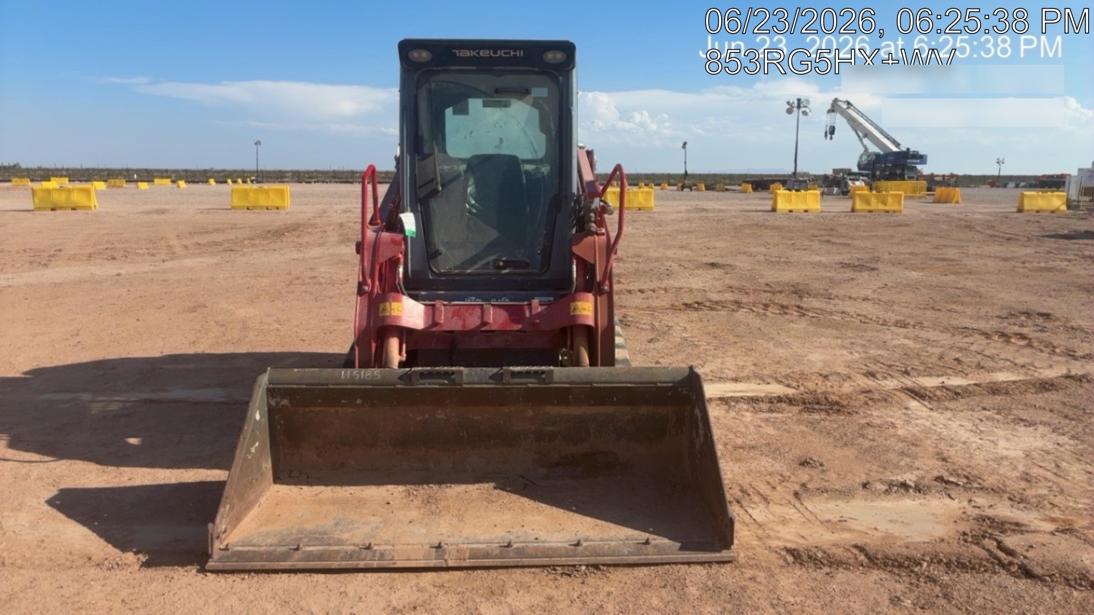 2022 TAKEUCHI TL8R2-CR
