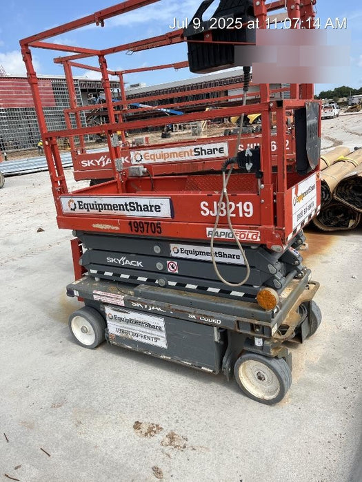 2021 SKYJACK SJ3219