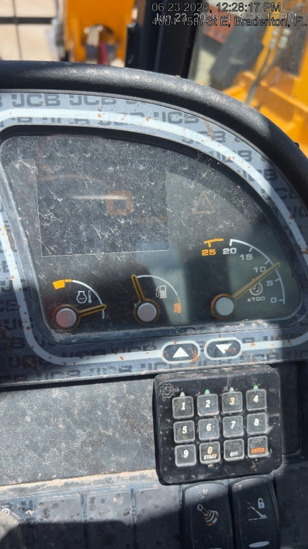 2023 JCB 510-56