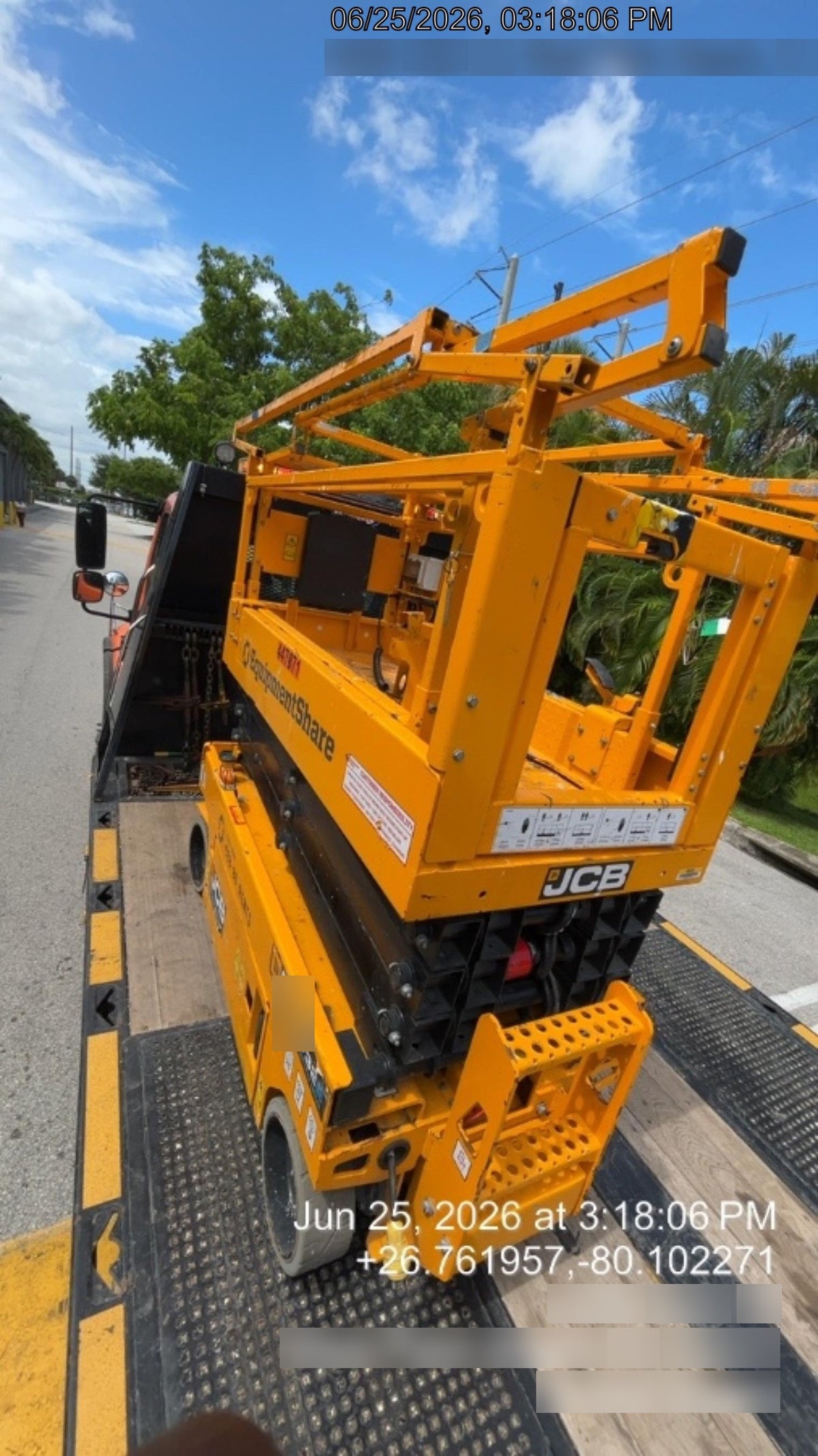 2024 JCB S1932E