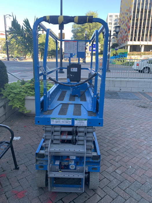 2020 Genie GS-1930 Fixed rails with chain entry gate - Pre A92.20