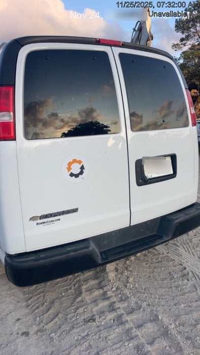 2025 CHEVROLET Express Van - Rental