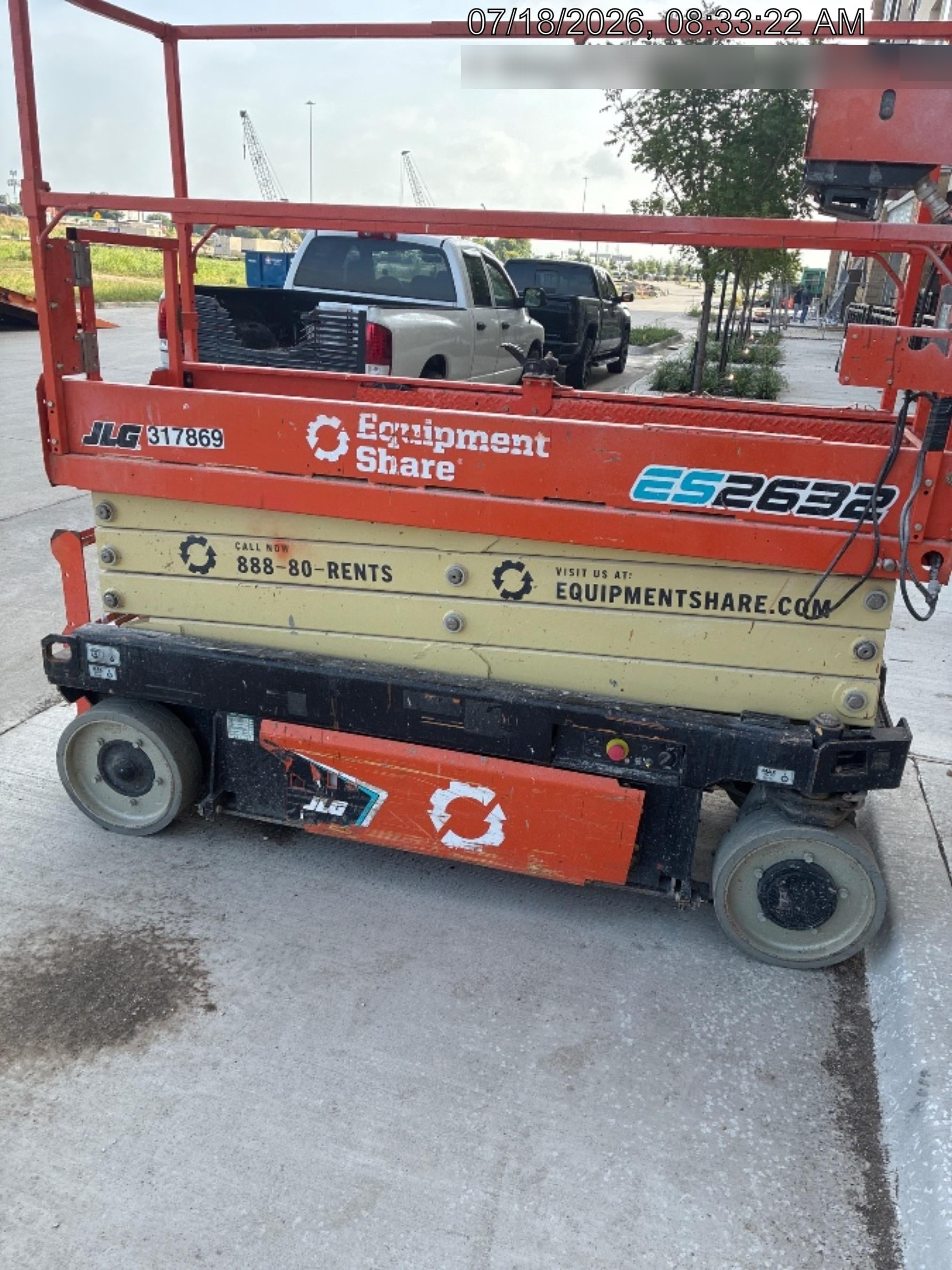 2023 JLG ES2632