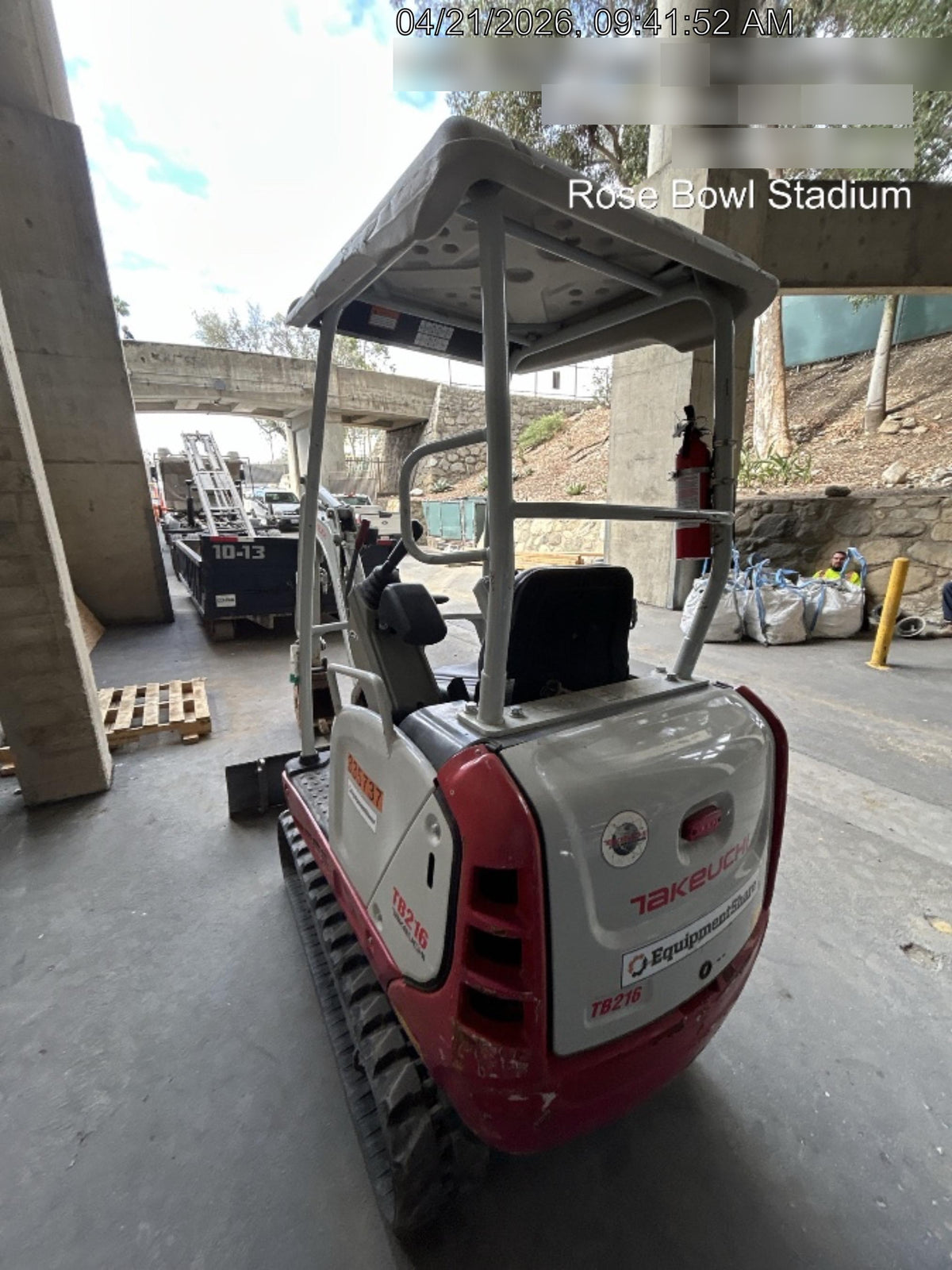 2023 TAKEUCHI TB216R