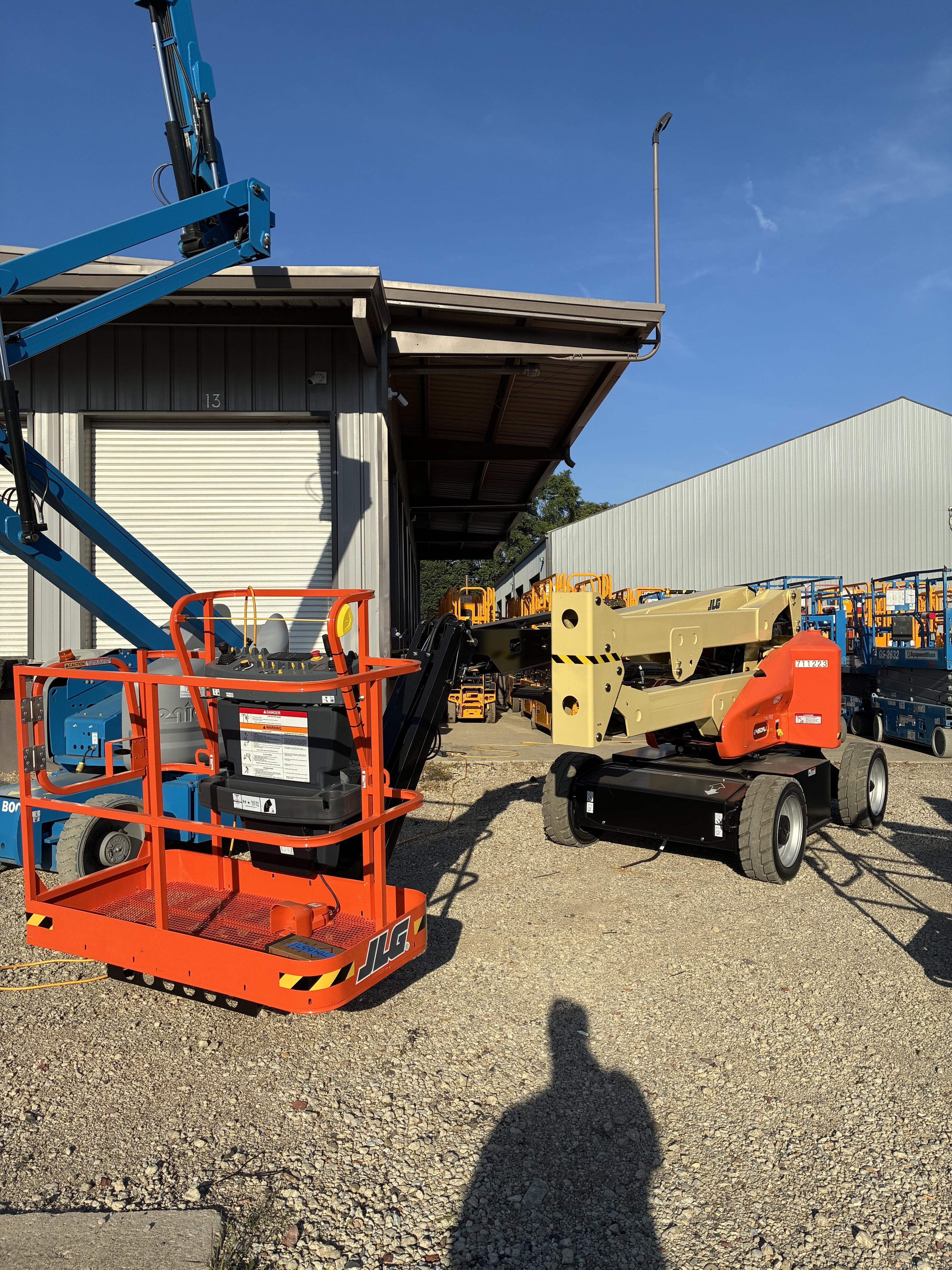 2026 JLG E450AJ