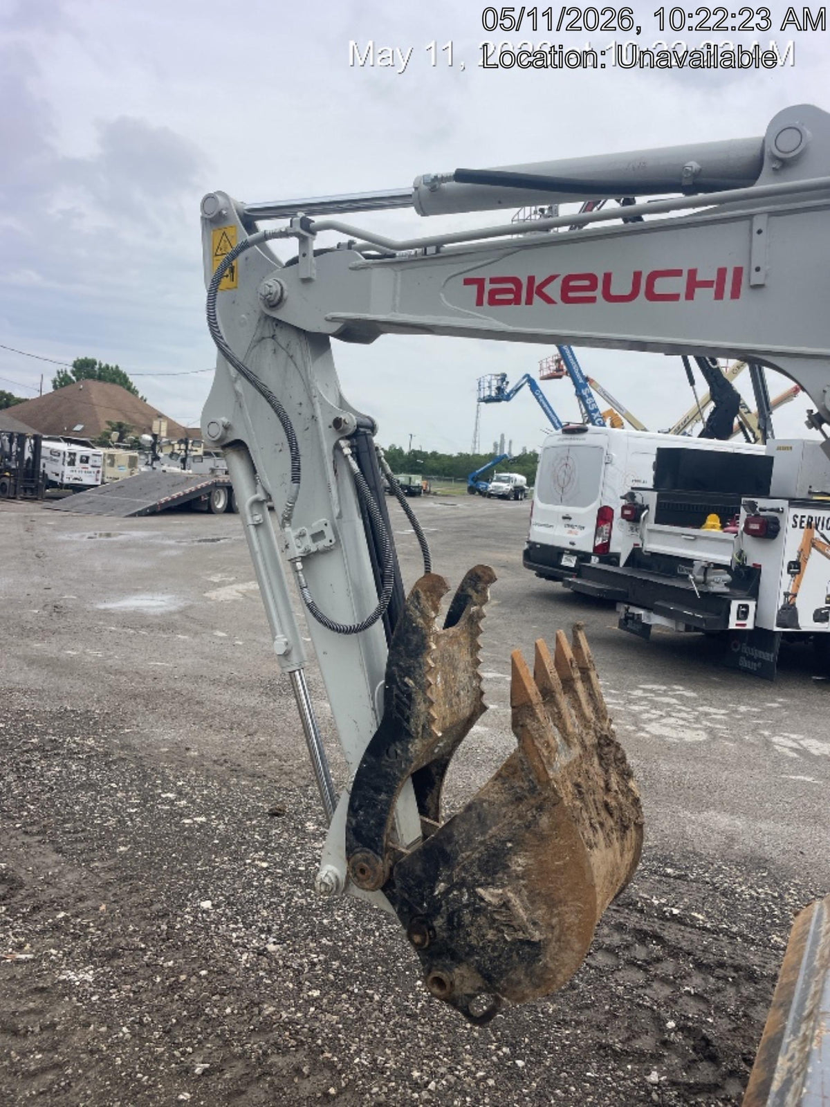 2025 TAKEUCHI TB235-2R