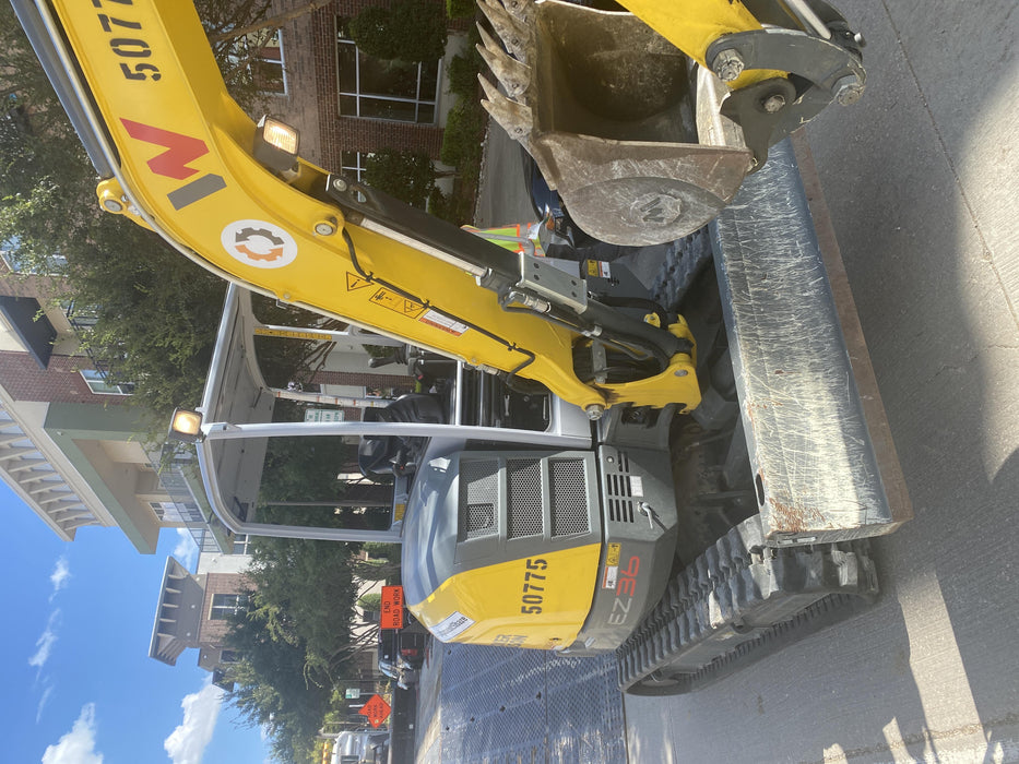 Wacker Neuson EZ36 Canopy unit with one Bucket