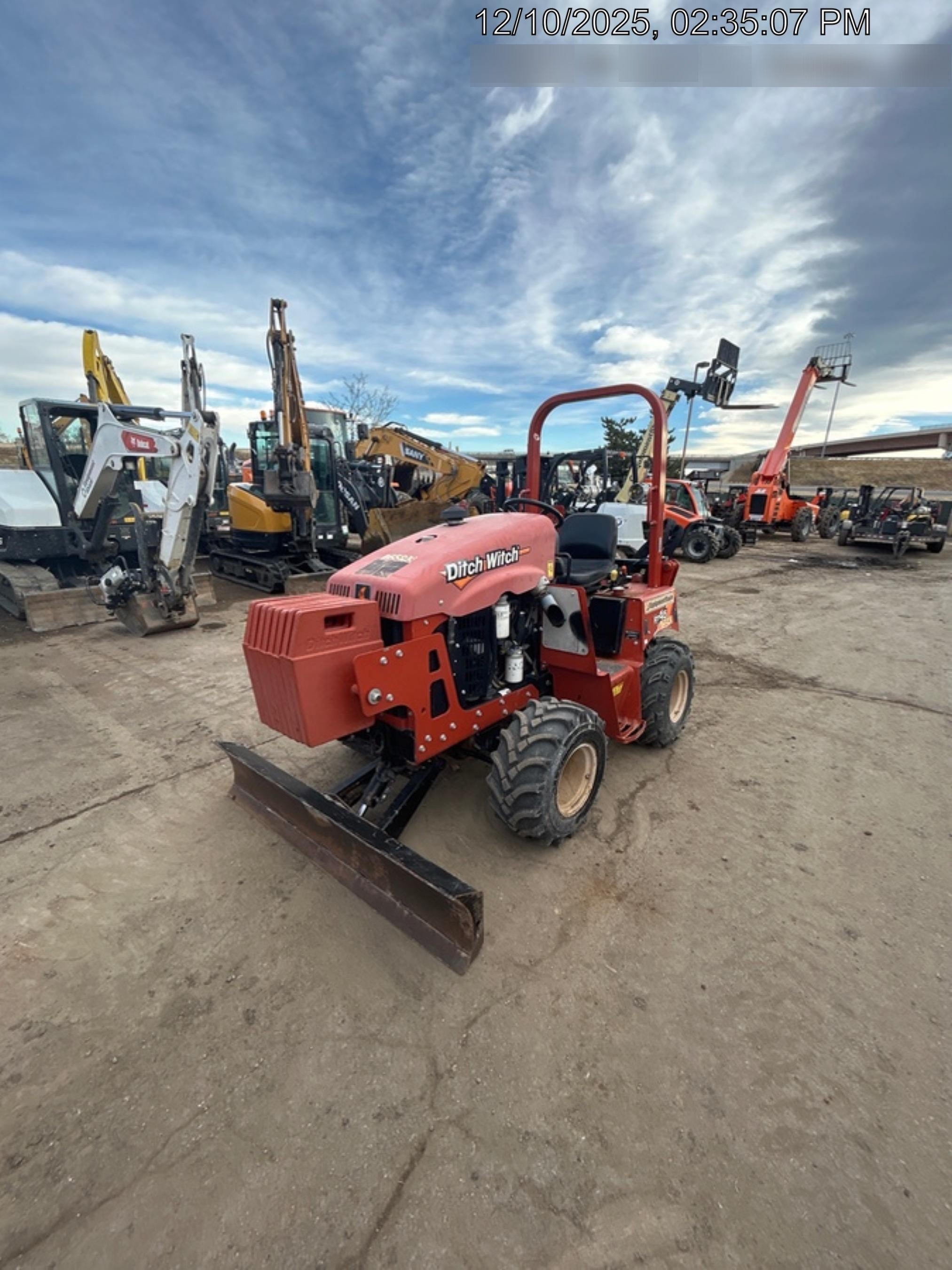 2020 DITCH WITCH RT45A