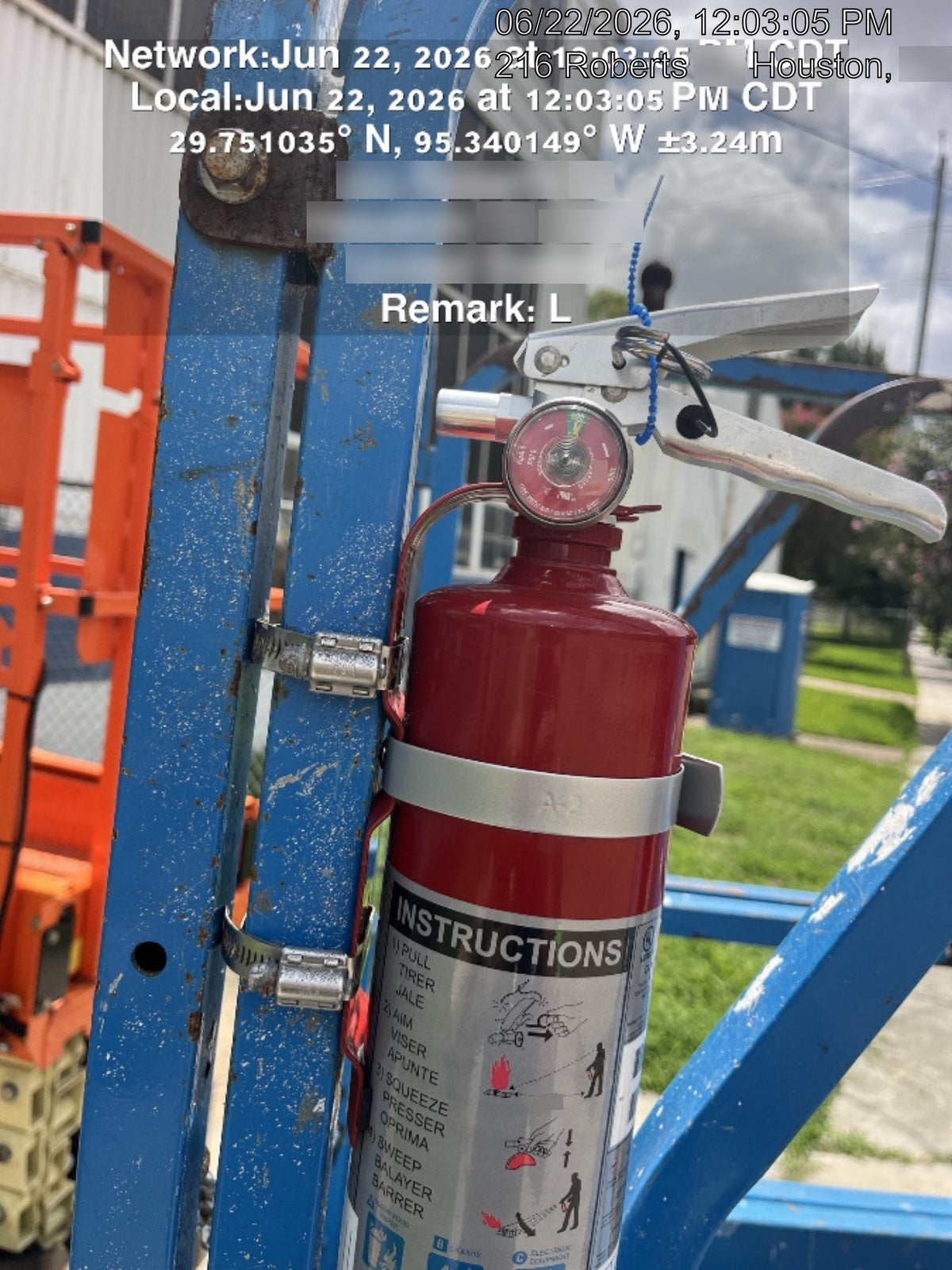 2017 Genie GS-1930 Genie GS-1930 Lift w/Fixed Rail and Chain Entry