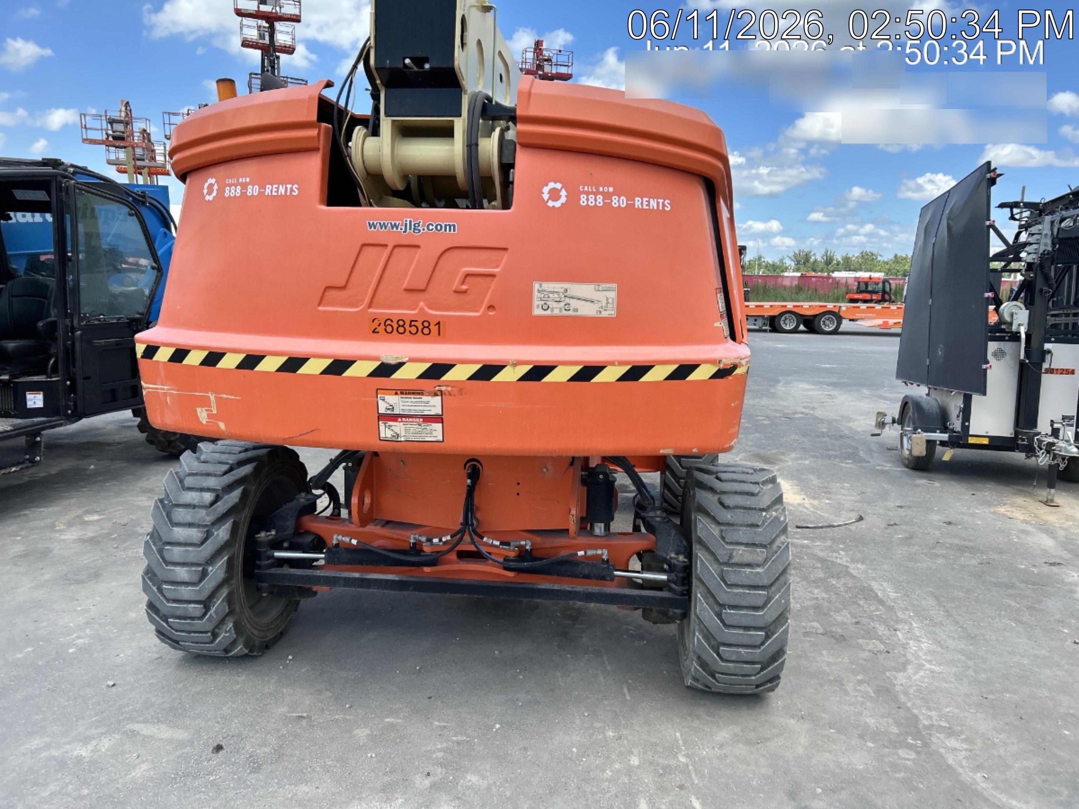 2022 JLG 660SJ