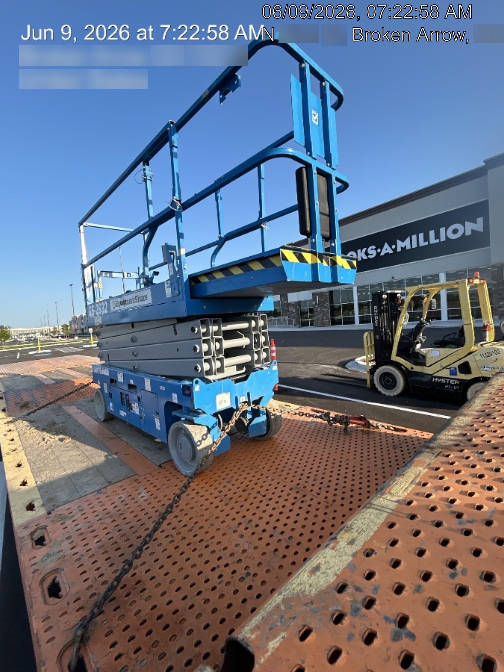 2023 GENIE GS-2632