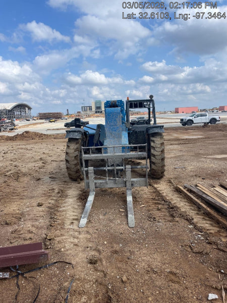 2018 Genie GTH-636 Genie GTH-636 w/Open ROPS, Solid Tires, Work Light/Beacon, 48" Carriage and Forks