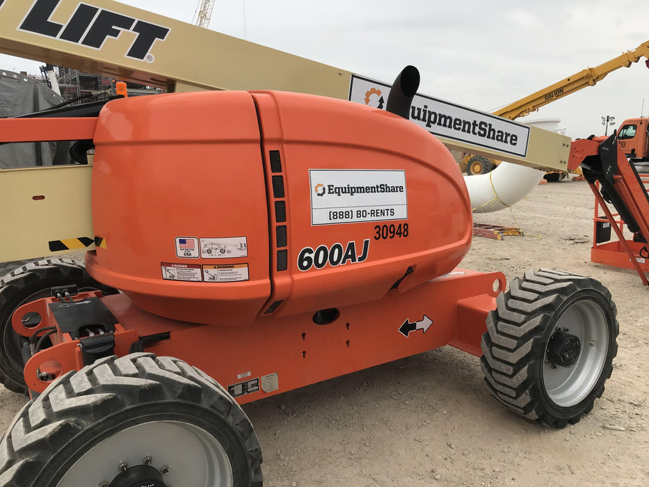 2019 JLG 600AJ