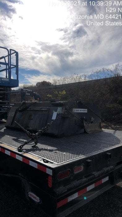 2021 PALADIN Sweepster SB72