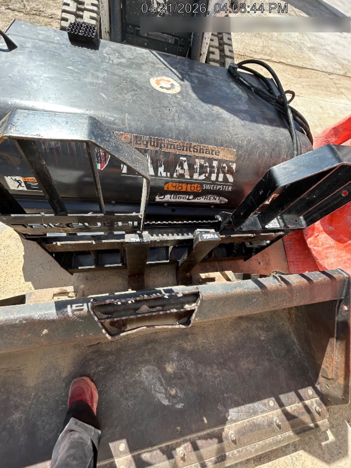 2022 TAKEUCHI 48" Pallet Forks - Takeuchi