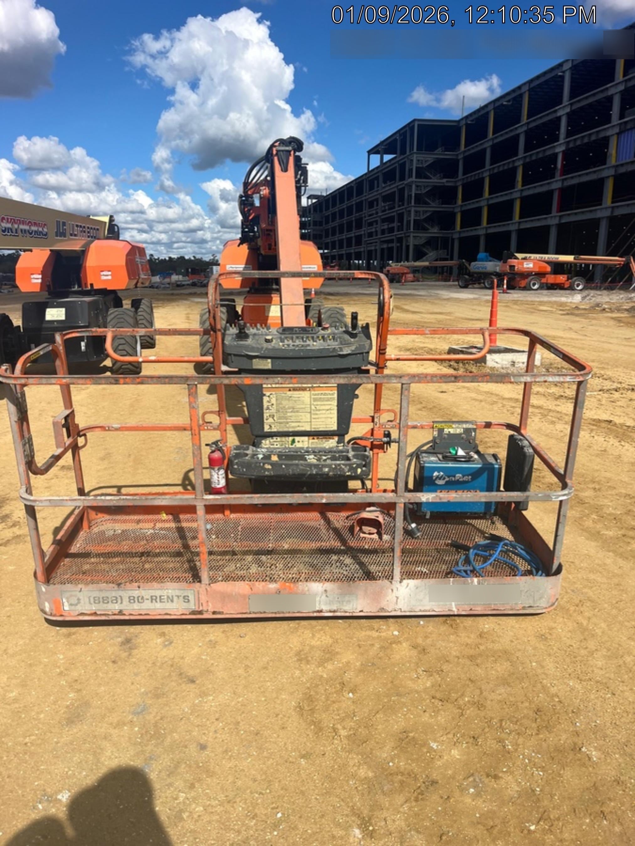 2021 JLG 1200SJP