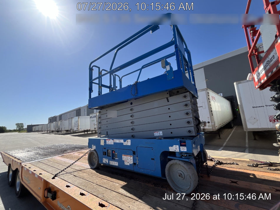 2019 Genie GS-4047 Folding rails with half height swing gate