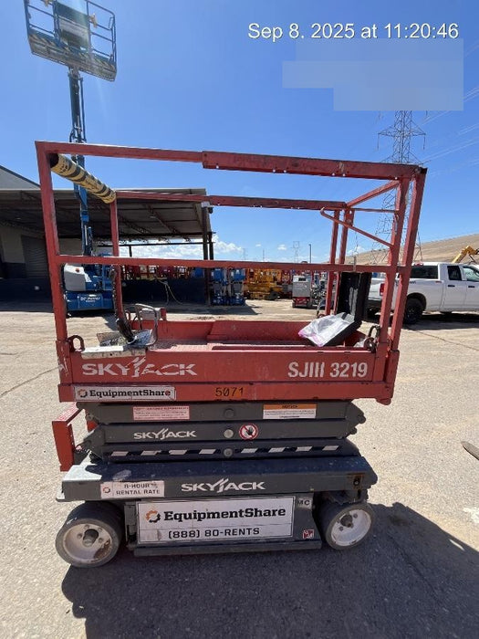 2017 SKYJACK SJIII-3219