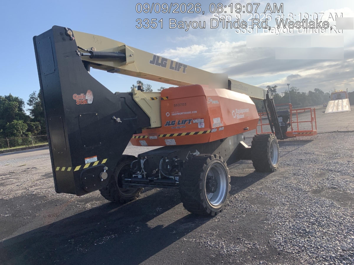 2025 JLG 800AJ