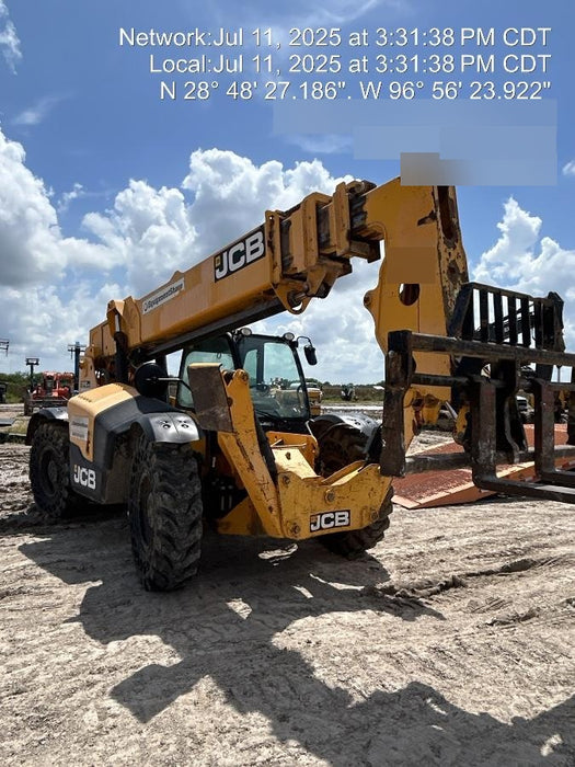 2019 JCB 510-56 74 HP w/CAB/HVAC, Beacon, Worklights, Aux Hydraulics, Solid Tires w/72" Carriage/60" Forks