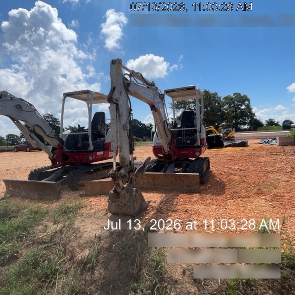 2021 TAKEUCHI TB235-2R