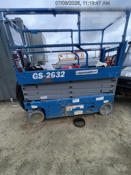 2019 Genie GS-2632 Folding rails with half height swing gate