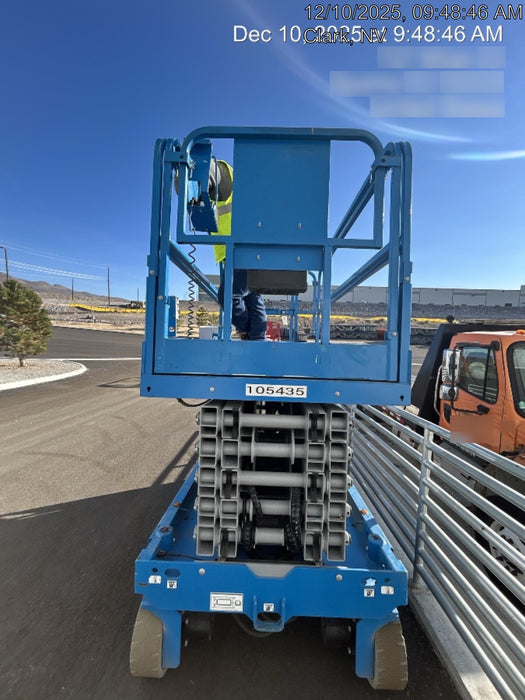 2020 Genie GS-4047 Standard, Folding full height swing gate, 800W Inverter