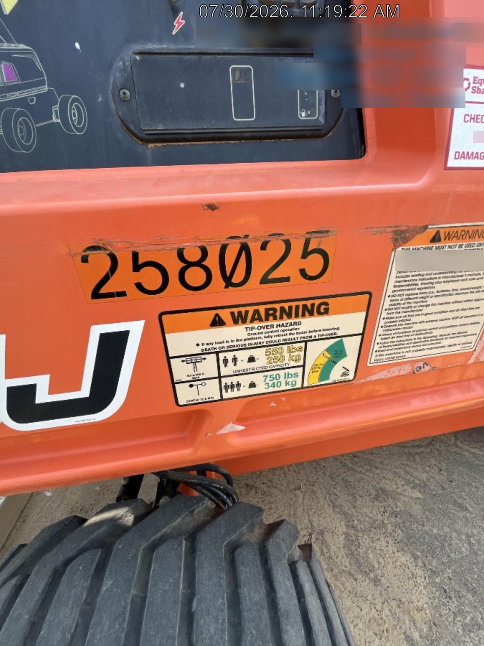 2022 JLG 660SJ