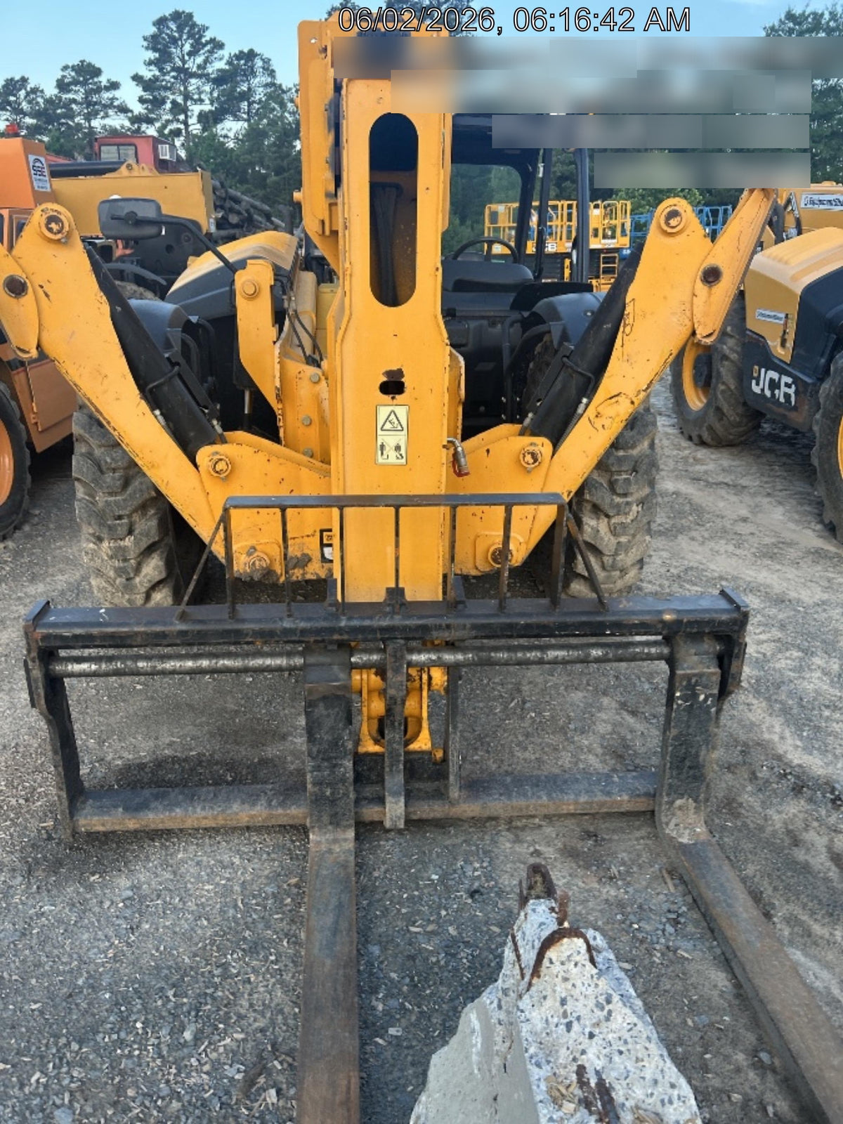 2019 JCB 512-56