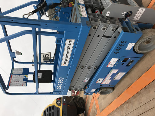 2019 Genie GS-1930 Fixed rails with chain Entry