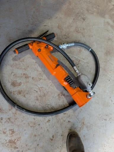 2024 MICHIGAN PNEUMATIC ES-TPB60-118-TRACKER