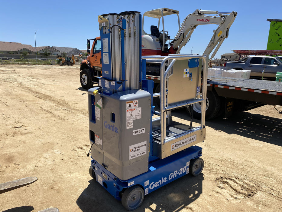 2021 GENIE GR-20