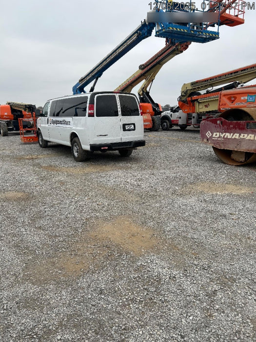 2023 CHEVROLET Express Van - Rental