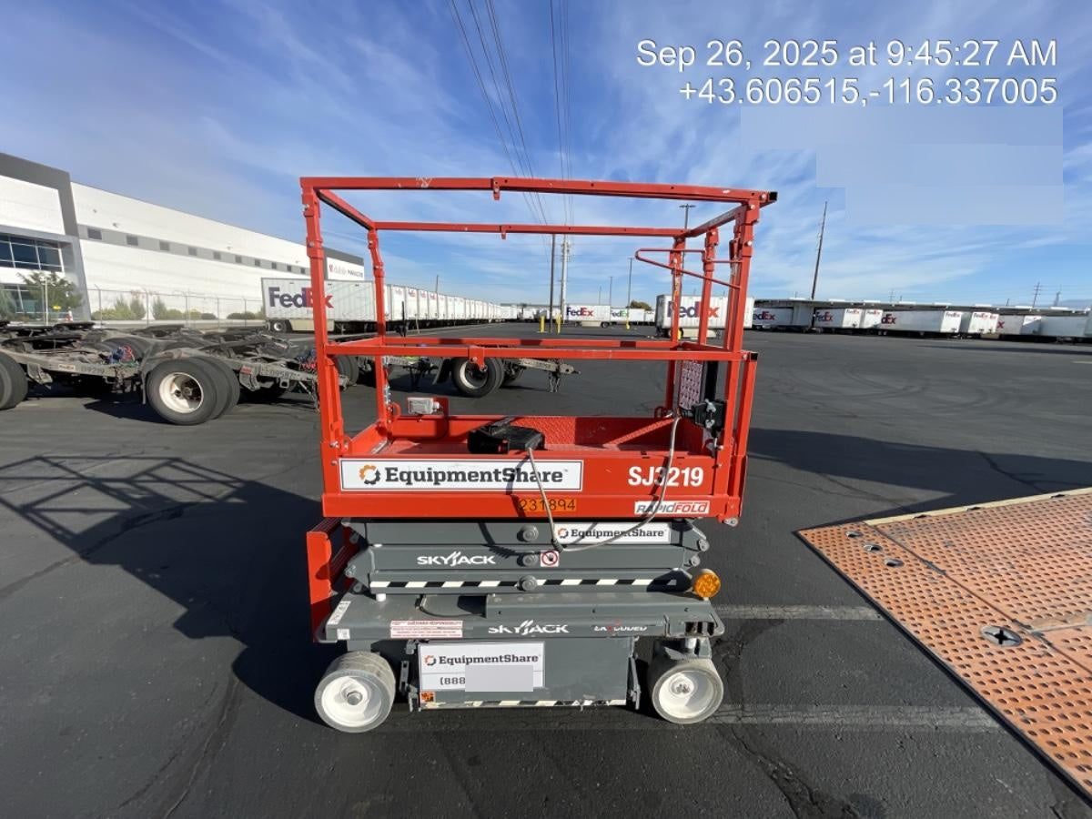 2022 SKYJACK SJ3219