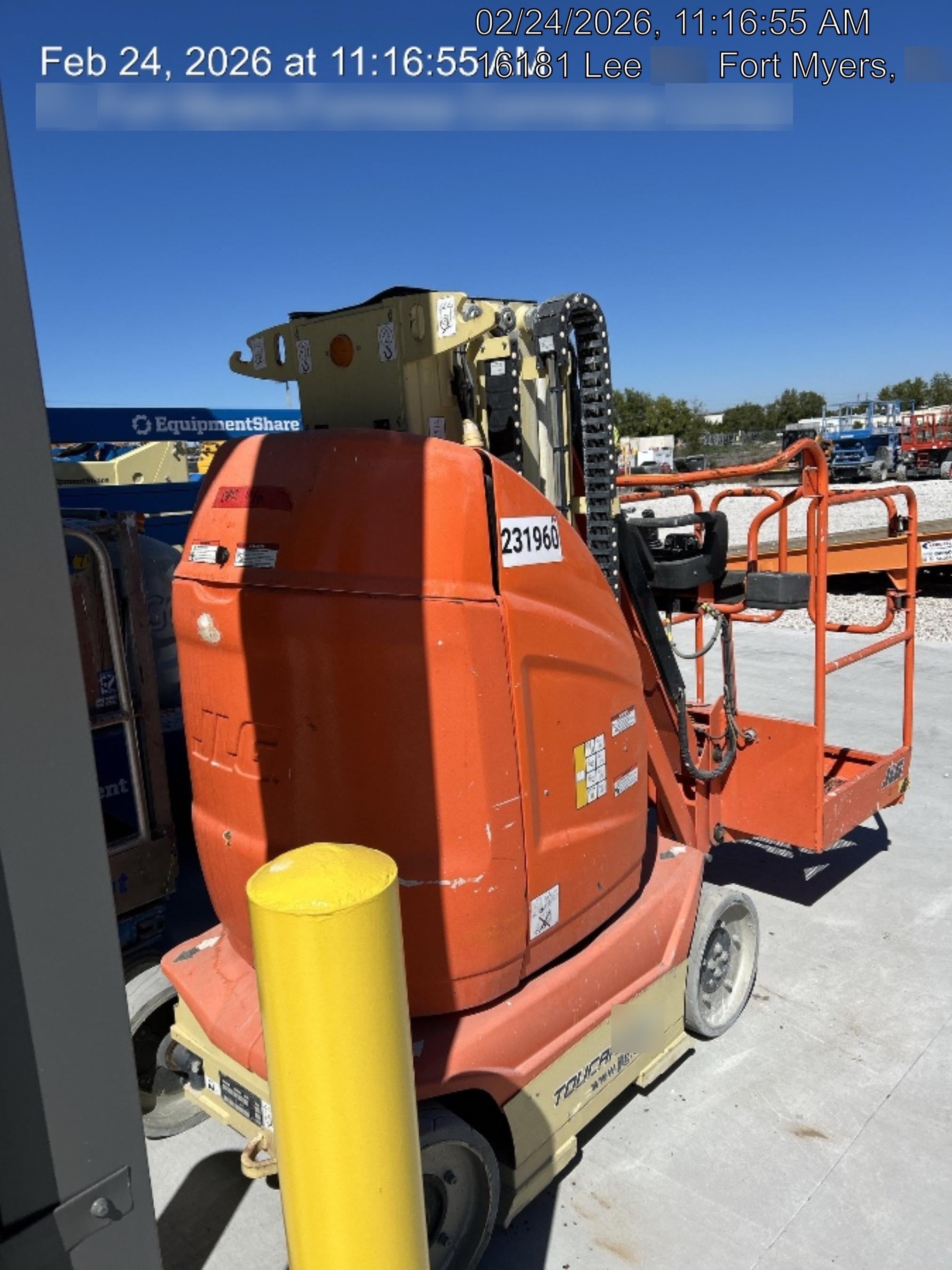 2022 JLG 26E