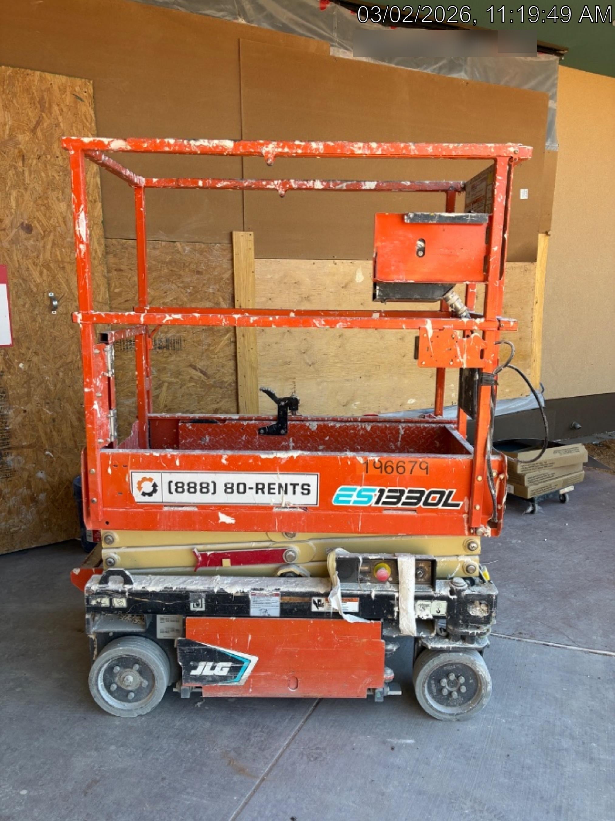 2021 JLG ES1330L