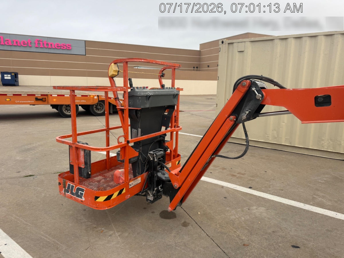 2021 JLG E450AJ