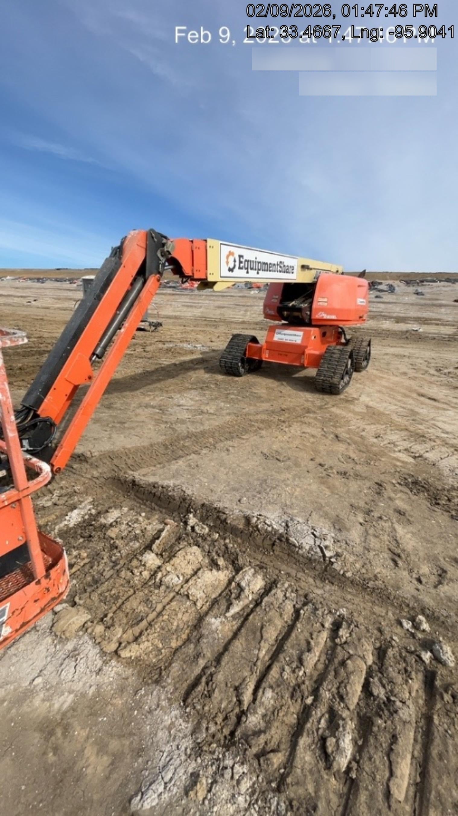 2021 JLG 660SJ Quad Track