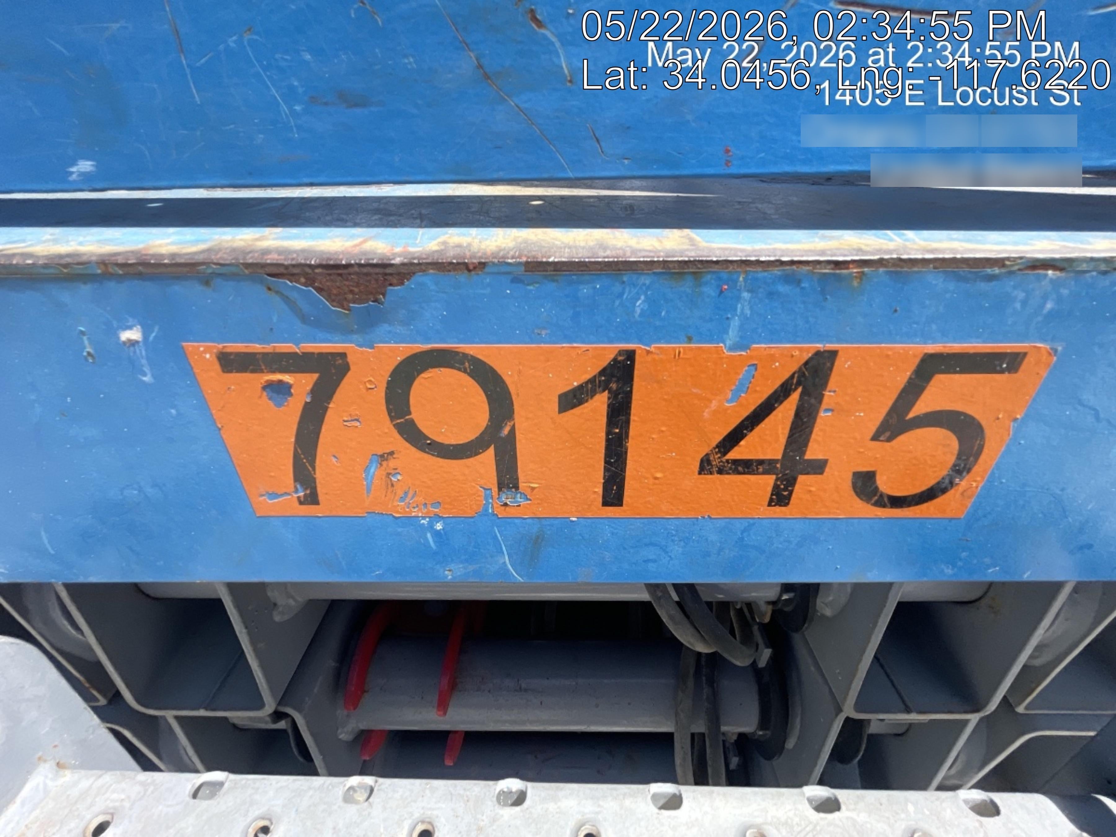 2019 Genie GS-2646 folding rails with full height swing gate